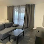 R111 Grosse Moderne Monteurwohnung Uebergangswohnung